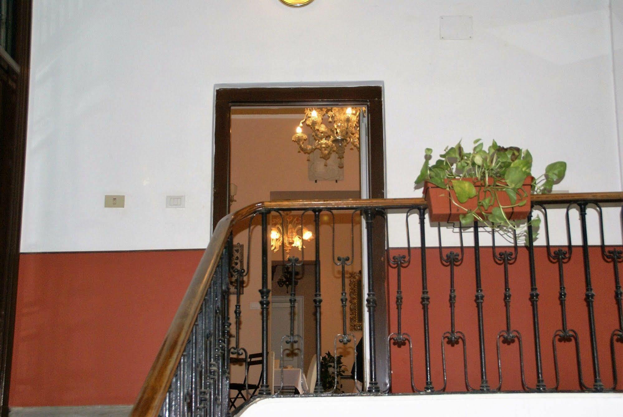 Palazzo Benso Bed and Breakfast Palermo Eksteriør billede